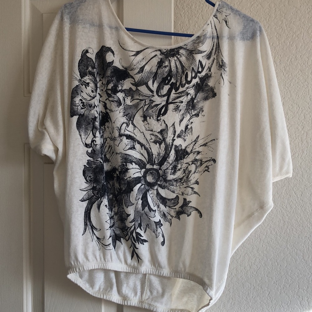 5/$15 Guess T-shirt